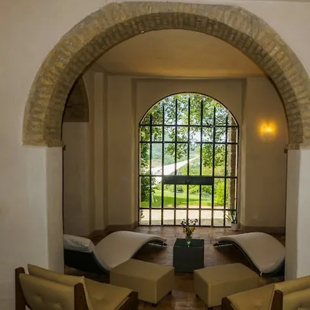 Le Silve Di Armenzano מלון
